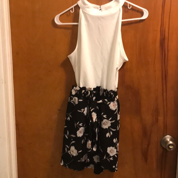Rue21 Pants - Final price 🖤NWOT Floral romper